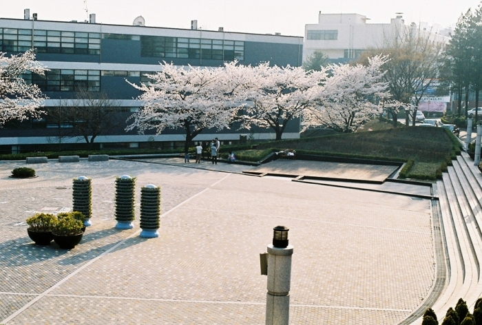 韩国亚洲大学