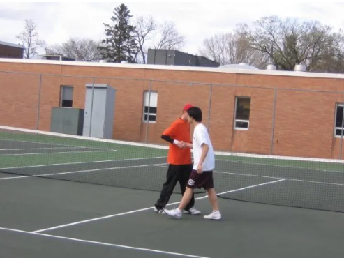 在寄宿学校参加体育训练的于达 在寄宿学校参加体育训练的于达