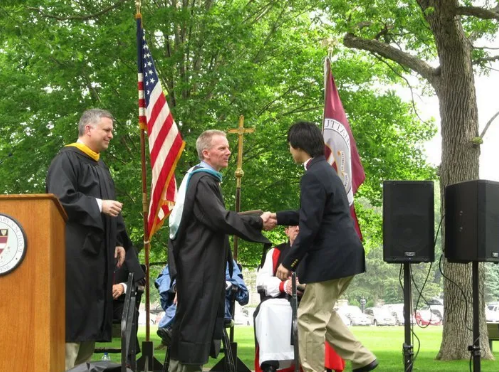 于达获得双学位颁奖现场 于达获得双学位颁奖现场