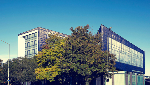 首页 新白金汉大学 buckinghamshire new university 所属国家:英国